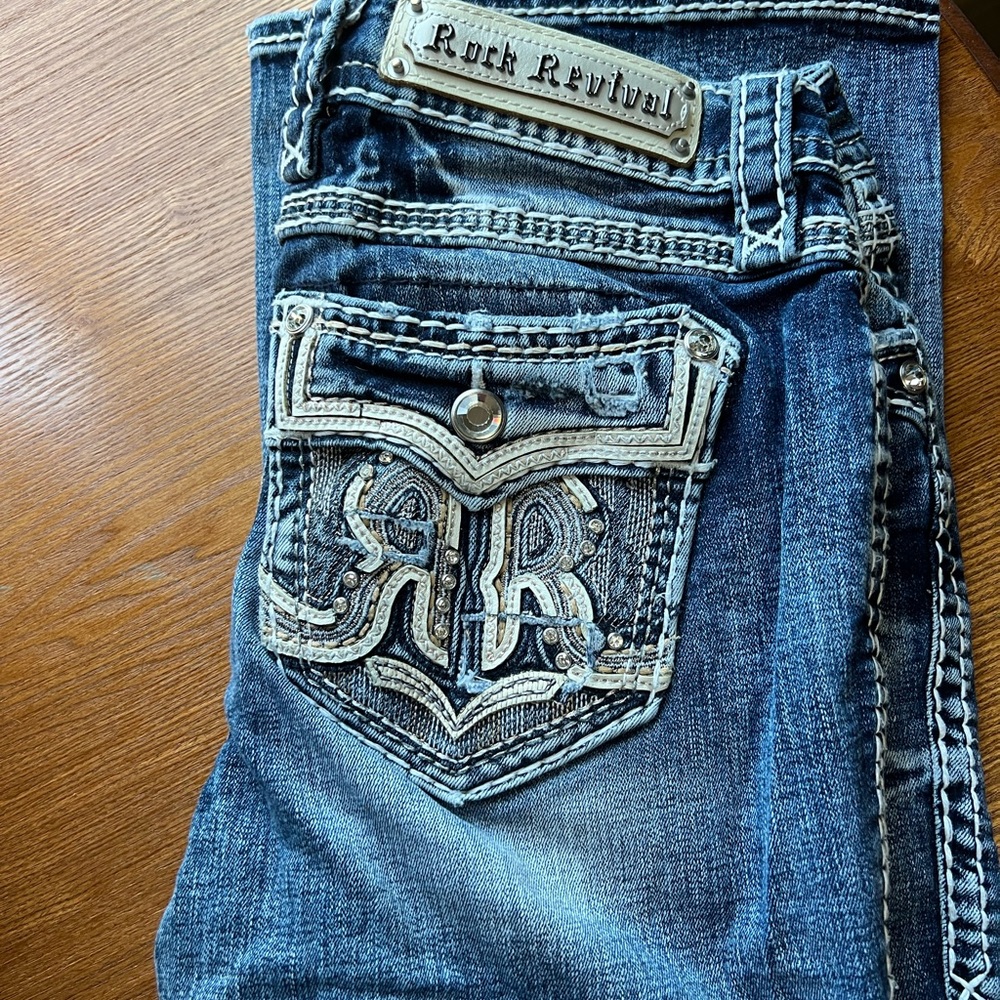 Buckle rock revival 26x34